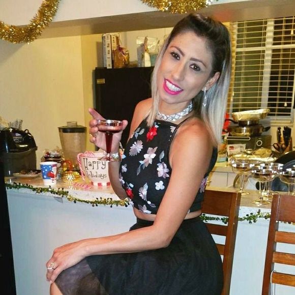 Meet your Posher, Carol - Picture 1 of 1